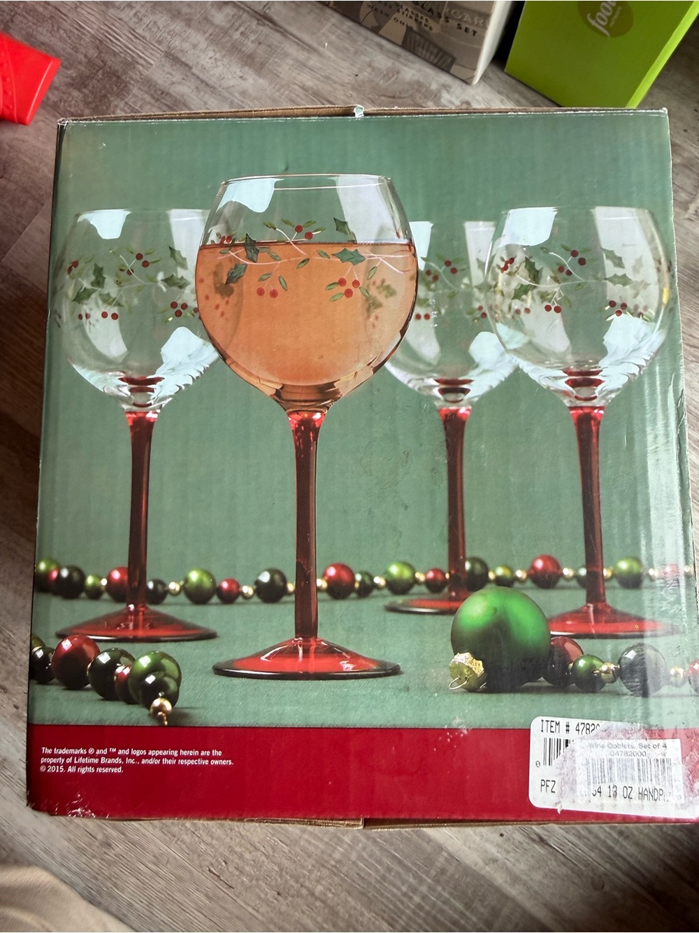 Holiday Holly Wine Glasses - Set of 4